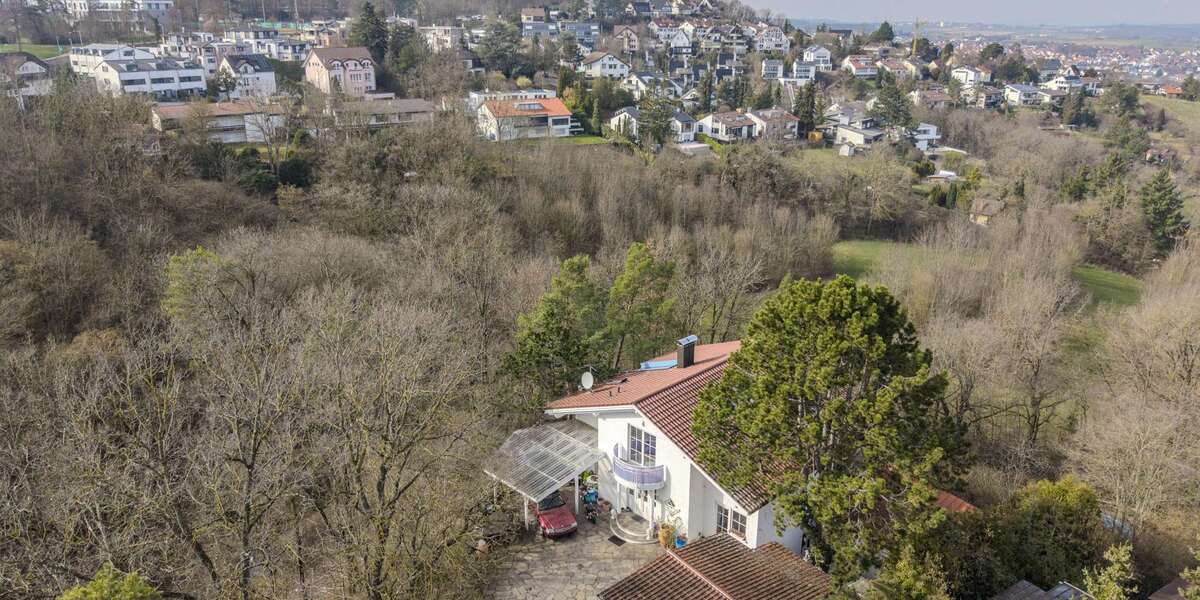 Einfamilienhaus Gerlingen - 11 Zimmer, 308 m&sup2;, 1.870.000&euro; | Angebot:25723421