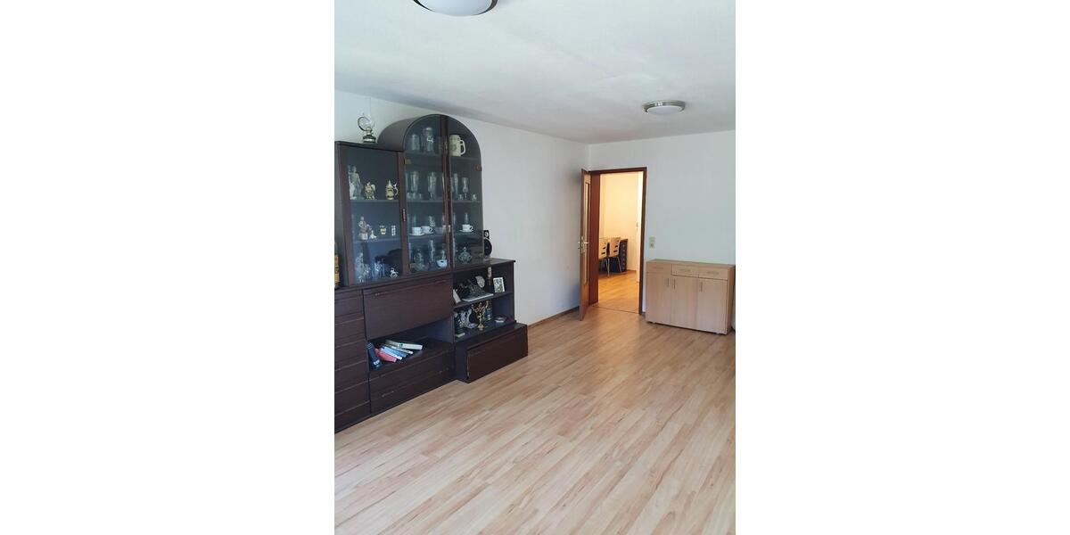 Erdgeschoßwohnung Reutlingen Reutlingen-Betzingen - 2 Zimmer, 54 m&sup2;, 150.000&euro; | Angebot:26403014