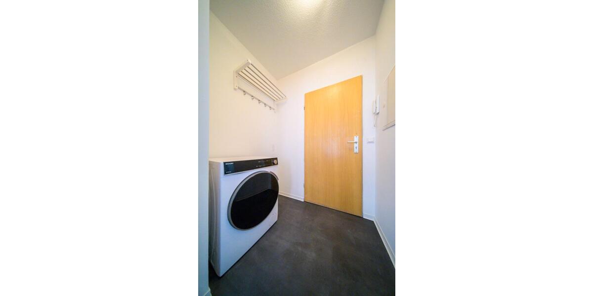 Etagenwohnung Sindelfingen Eichholz - 1 Zimmer, 28 m&sup2;, 690&euro; | Angebot:26221340