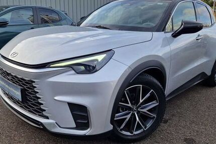 Lexus LBX 14.135 km 33.990 &euro; Nürtingen 72622