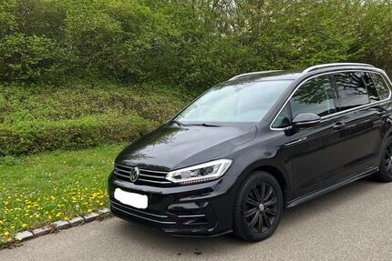 VW Touran 159.000 km 15.600 &euro; Fellbach 70736