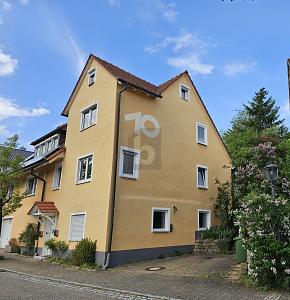 MEHRFAMILIENHAUS FÜR INVESTOREN UND EIGENNUTZER - Mehrfamilienhaus, Wohnhaus Sachsenheim | Angebot:26378449