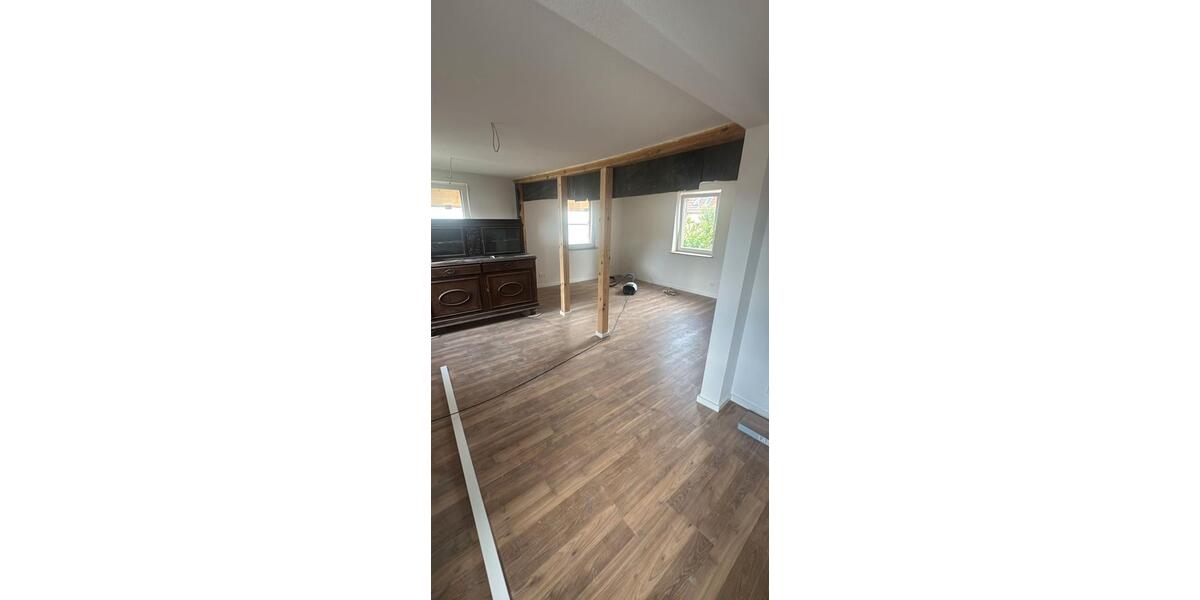 Maisonettenwohnung Mühlacker - 4.5 Zimmer, 100 m&sup2;, 1.250&euro; | Angebot:27625082