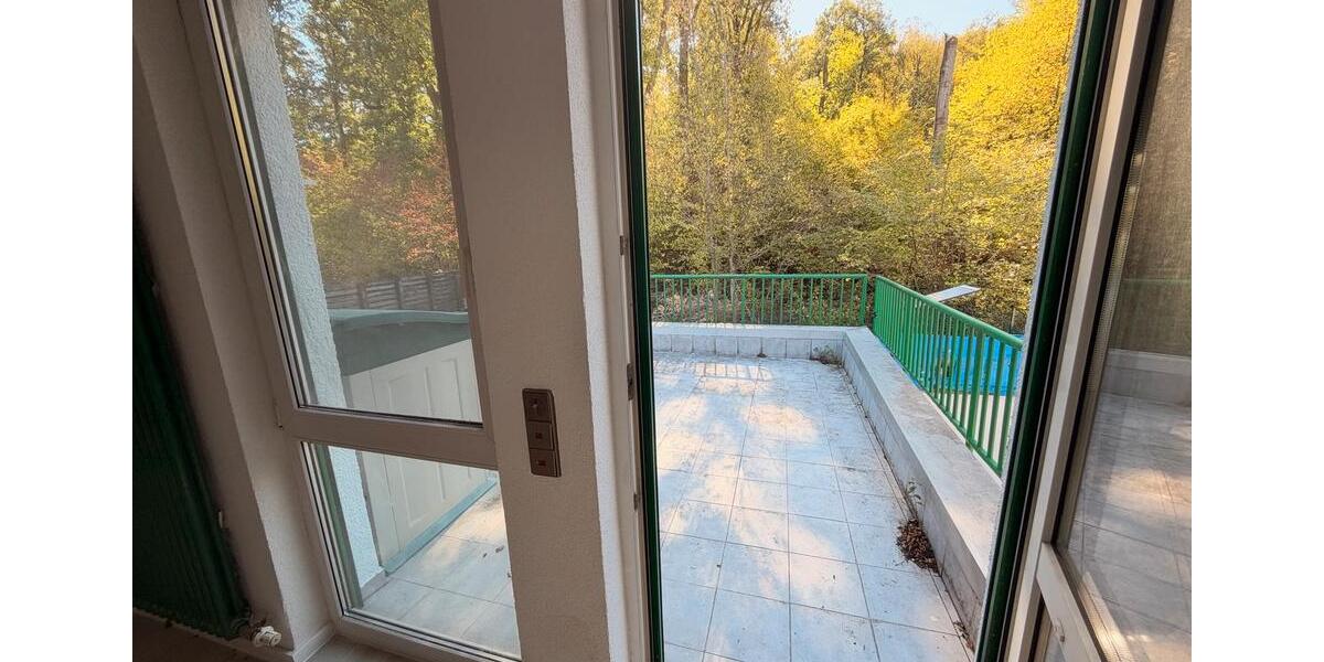 Etagenwohnung Mühlacker - 5 Zimmer, 140 m&sup2;, 1.500&euro; | Angebot:27568125
