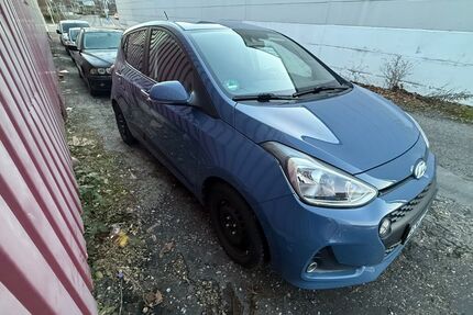Hyundai i10 61.000 km 9.699 &euro; Sindelfingen 71065