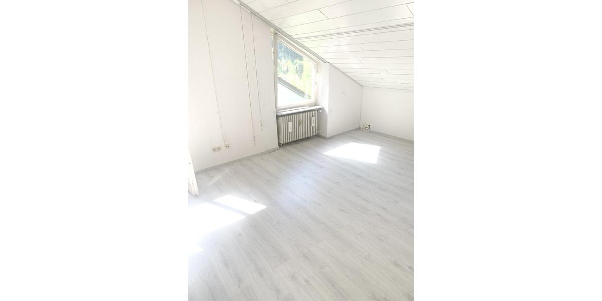 Dachgeschoßwohnung Bad Liebenzell - 1.5 Zimmer, 54 m&sup2;, 122.000&euro; | Angebot:24952201