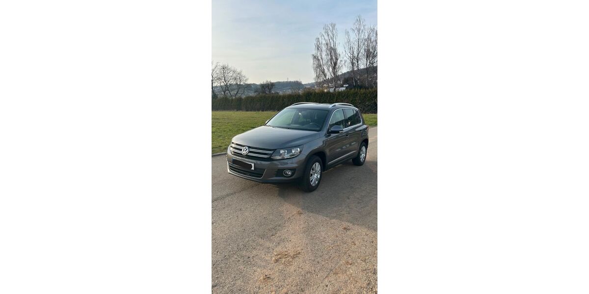 VW Tiguan 64.500 km 13.500 &euro; Niefern-Öschelbronn 75223