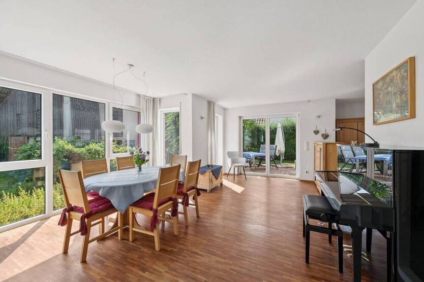 Großzügige Architektur & Raum für Ideen - Gepflegtes Einfamilienhaus, das mit Ihnen wächst
