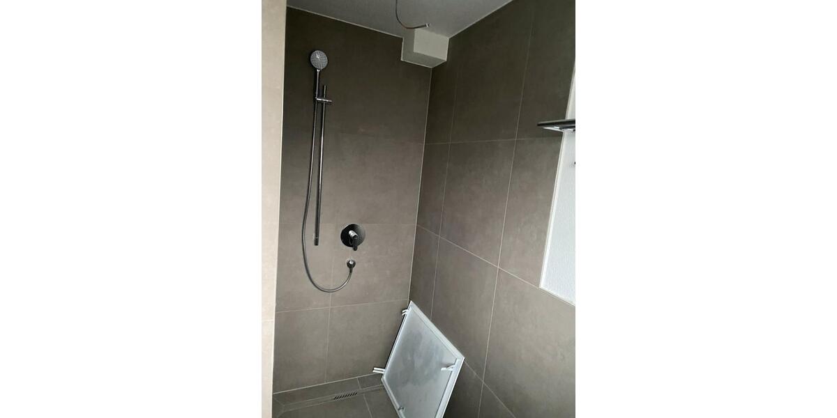 Dachgeschoßwohnung Gomaringen - 4 Zimmer, 105 m&sup2;, 1.300&euro; | Angebot:24619607