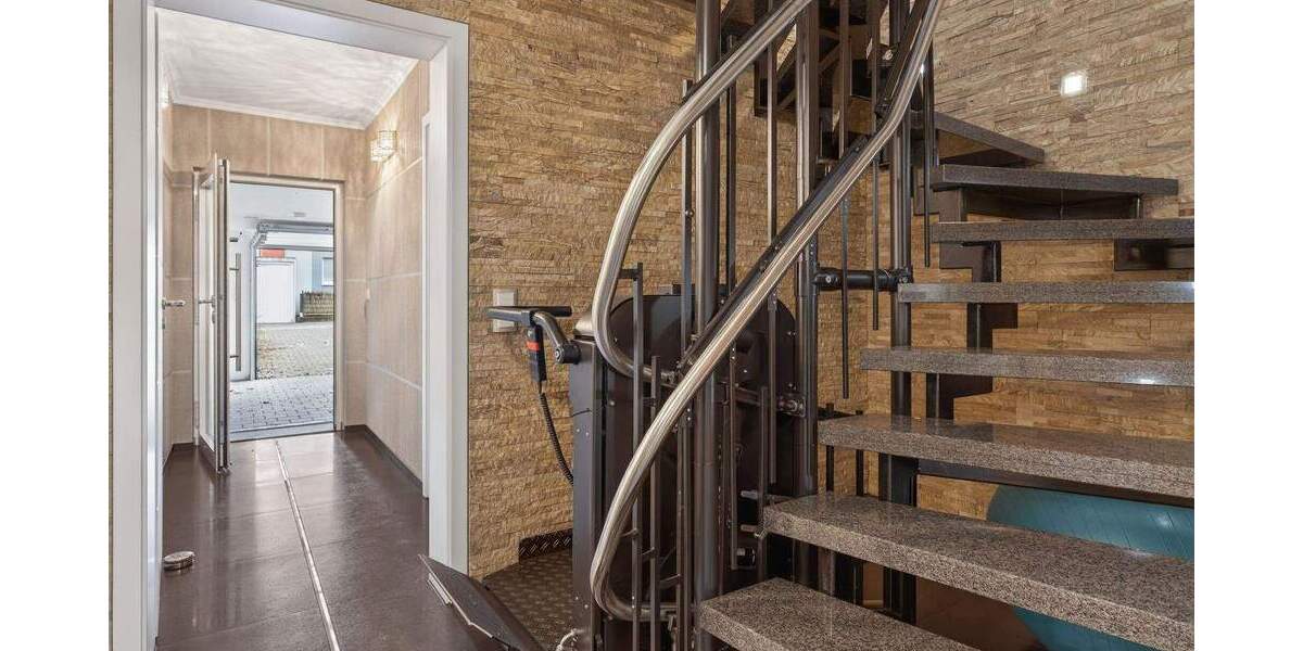 Reihenmittelhaus Stuttgart Zuffenhausen - 4 Zimmer, 132 m&sup2;, 714.000&euro; | Angebot:24738225