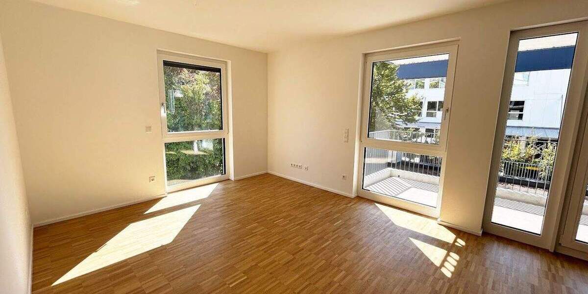 Etagenwohnung Stuttgart Untertürkheim - 3 Zimmer, 80 m&sup2;, 1.440&euro; | Angebot:24723643