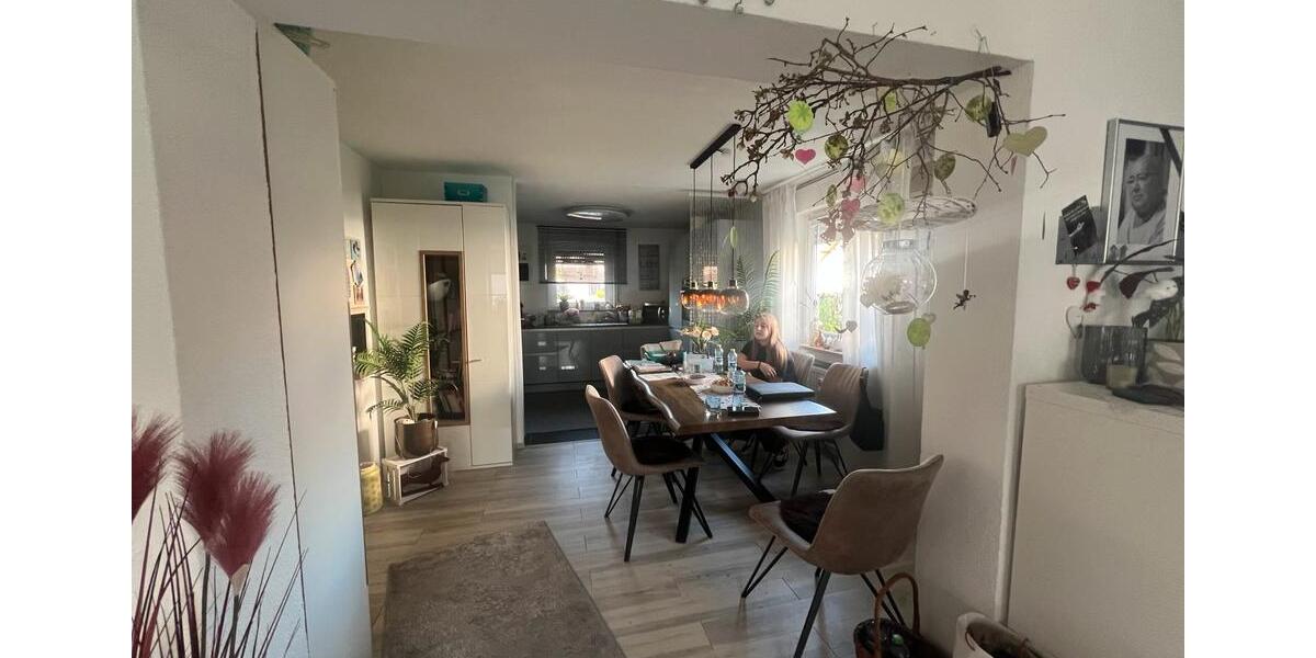 Etagenwohnung Riederich - 5 Zimmer, 94 m&sup2;, 349.000&euro; | Angebot:26633155