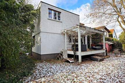 Haus Stuttgart Degerloch - 7 Zimmer, 159 m&sup2;, 549.000&euro; | Angebot:24728575