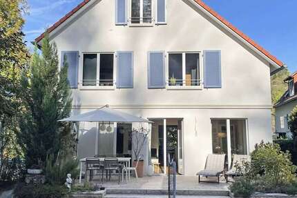 Haus Stuttgart Bopser - 5 Zimmer, 215 m&sup2;, 4.500&euro; | Angebot:26790072