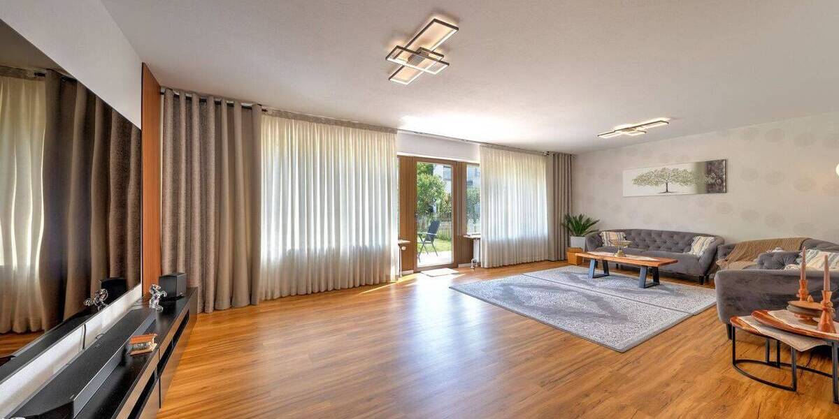 Doppelhaushälfte Böblingen - 6 Zimmer, 209 m&sup2;, 795.000&euro; | Angebot:26643502