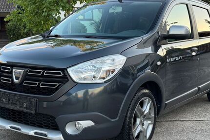 Dacia Lodgy 210.700 km 7.990 € Holzgerlingen 71088