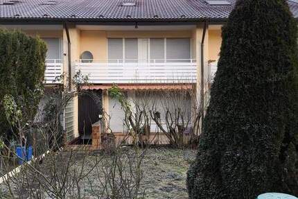 Reihenmittelhaus in sehr guter, bevorzugter Lage! 5 zimmer