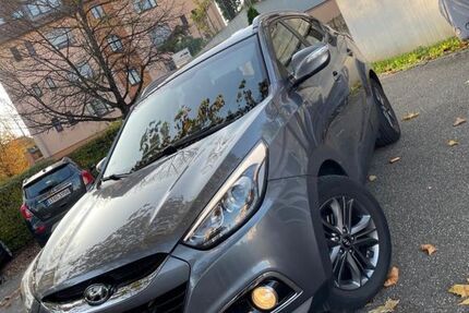 Hyundai ix35 153.504 km 12.990 &euro; Stuttgart 70439