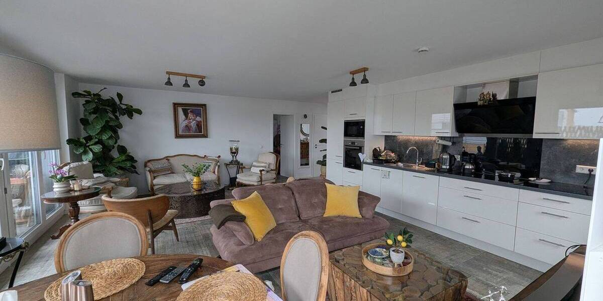Terrassenwohnung Sindelfingen Mitte - 3 Zimmer, 108 m&sup2;, 1.650&euro; | Angebot:26471229