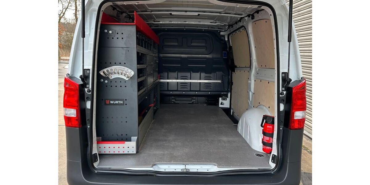 Mercedes-Benz Vito 32.216 km 27.900 &euro; Sindelfingen 71065