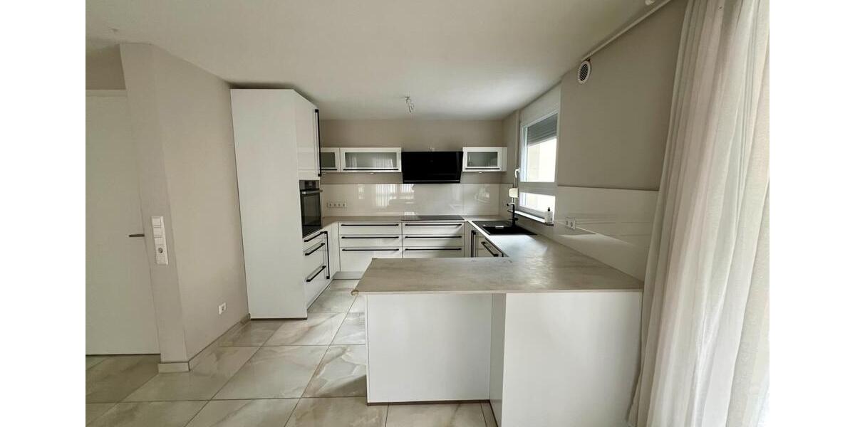 Stuttgart-Zuffenhausen 2 Zimmer-Wohnung mit großer Terrasse 2 zimmer