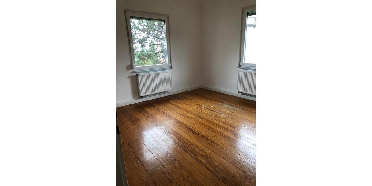 Etagenwohnung Reutlingen Sondelfingen - 4 Zimmer, 97 m&sup2;, 1.200&euro; | Angebot:27599878