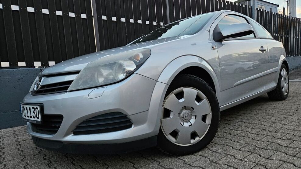 Opel Astra 155.000 km 3.999 € Stuttgart 70563