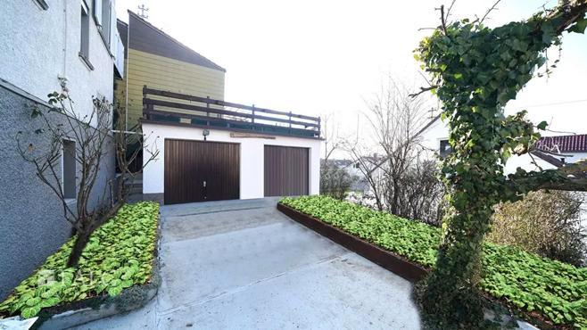 Mehrfamilienhaus, Wohnhaus Asperg - 6 Zimmer, 130 m&sup2;, 399.000&euro; | Angebot:24598399