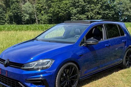VW Golf 84.000 km 32.500 &euro; Bad Teinach-Zavelstein 75385