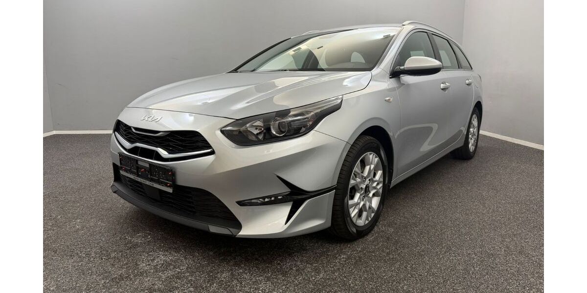 Kia ceed Sportswagon 68.000 km 17.699 &euro; Reutlingen / Mittelstadt 72766