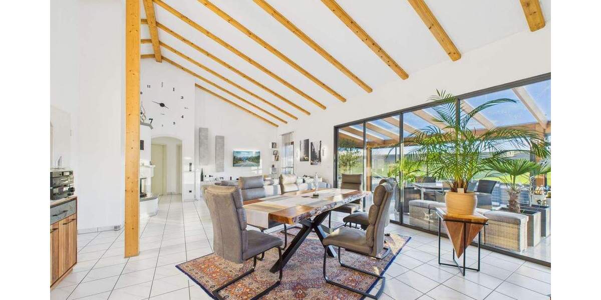 Bungalow Illingen - 6 Zimmer, 156 m&sup2;, 695.000&euro; | Angebot:25655412