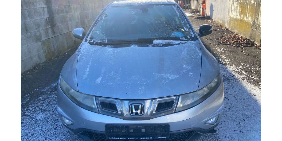 Honda Civic 305.000 km 2.200 &euro; Tübingen 72070