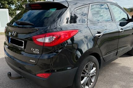 Hyundai ix35 148.000 km 11.999 &euro; Herrenberg 71083