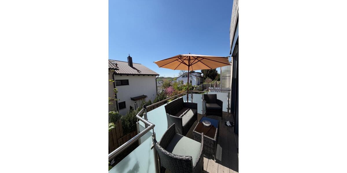 Reihenhaus Großbettlingen - 6 Zimmer, 180 m&sup2;, 590.000&euro; | Angebot:26277893