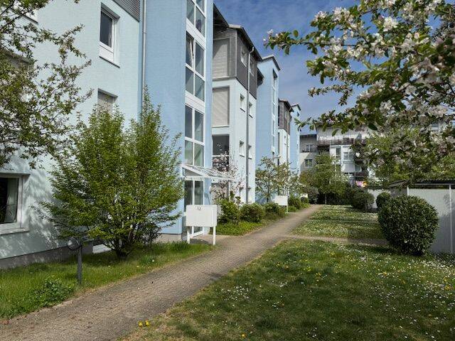 2 Zimmer Wohnung in ruhiger Lage mit viel Grün