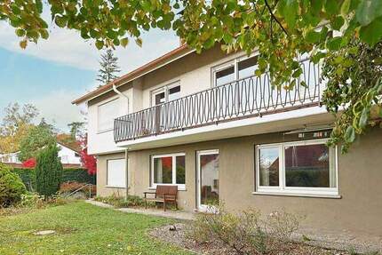 Tolles Einfamilienhaus mit Einliegerwohnung und großem Gartengrundstück in der Landhaussiedlung 7 zimmer