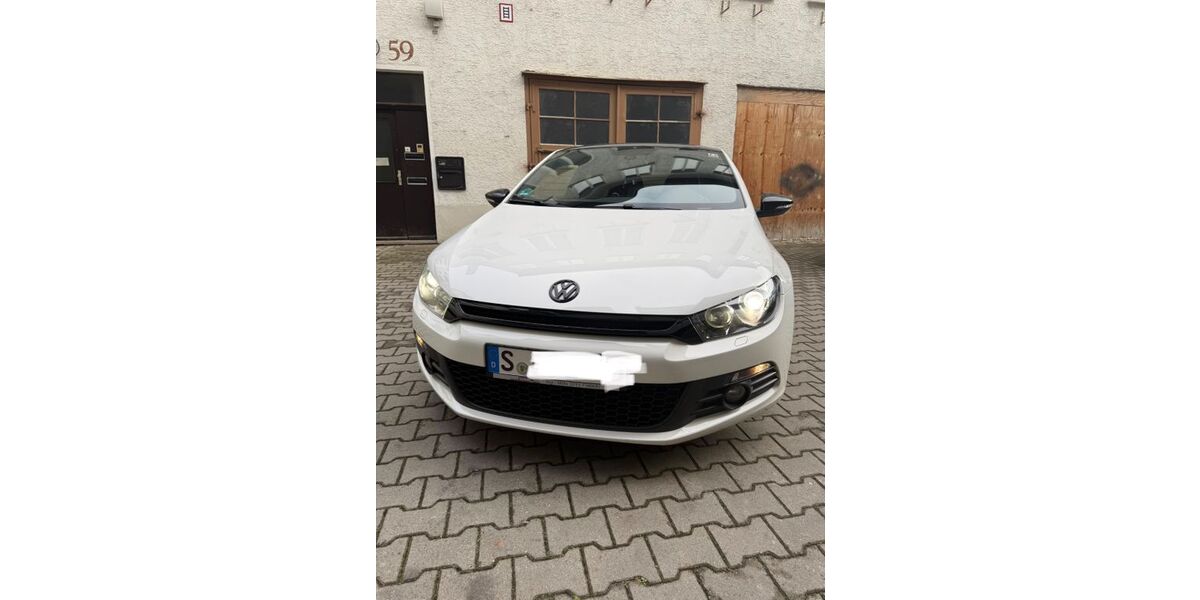 VW Scirocco 132.606 km 9.699 € Stuttgart 70182