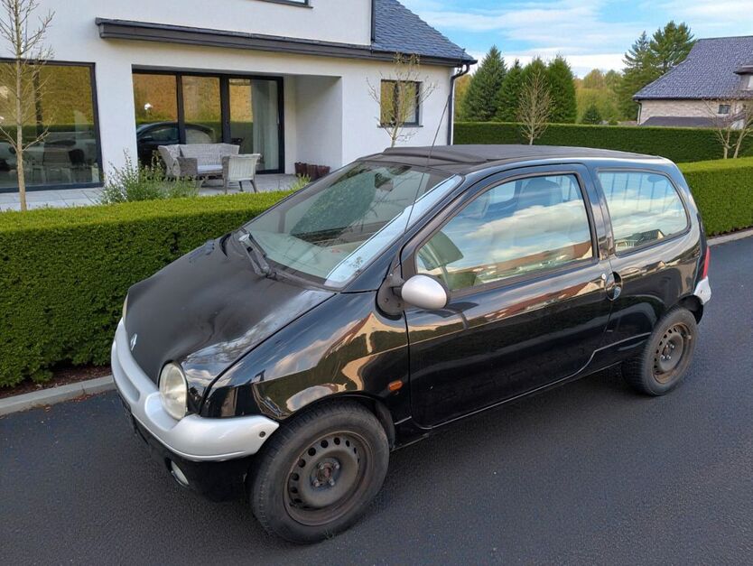 Renault Twingo 206.764 km 1.499 € Stuttgart 70190