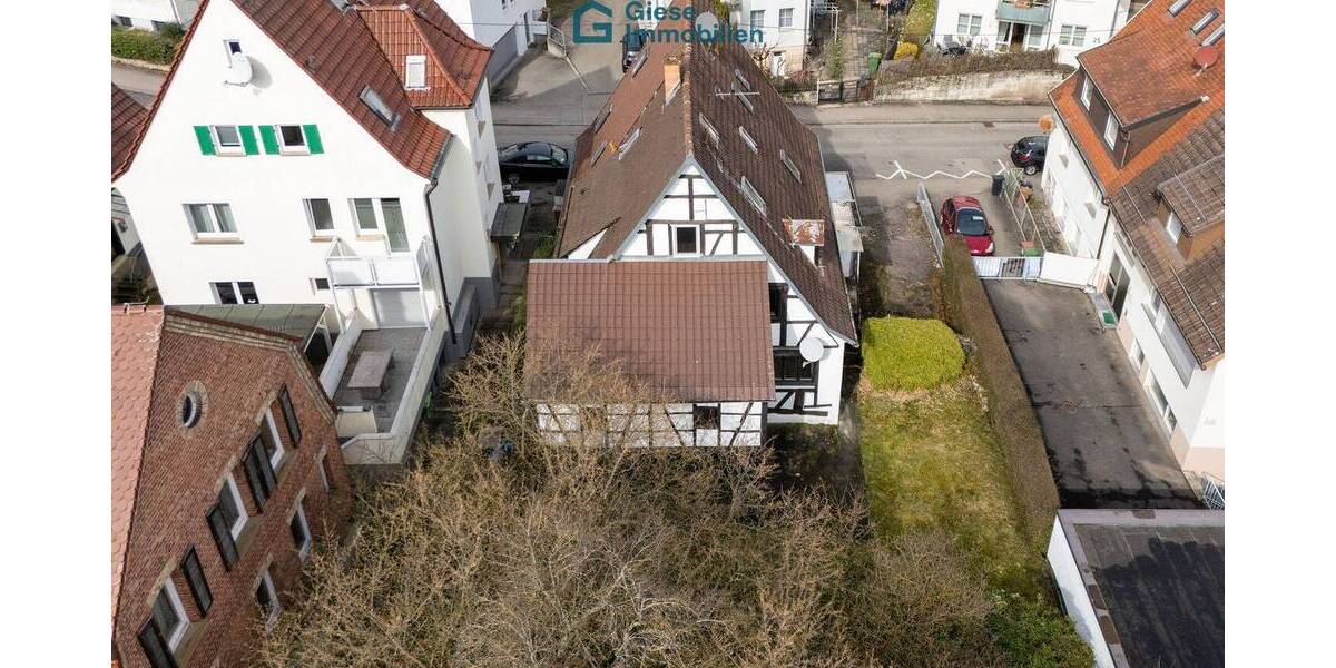 Doppelhaushälfte Stuttgart Degerloch - 4 Zimmer, 105 m&sup2;, 350.000&euro; | Angebot:26616854