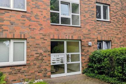 Frisch renovierte Wohnung! Ruhig & gemütlich! Mit Balkon und Vollbad.