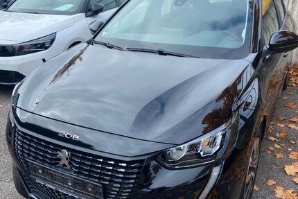 Peugeot 208 37.000 km 12.450 € Gäufelden 71126