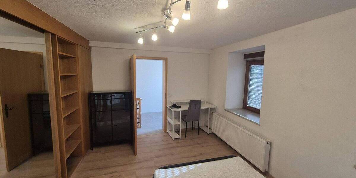 Reihenmittelhaus Pforzheim Buckenberg - 6 Zimmer, 155 m&sup2;, 390.000&euro; | Angebot:26015818