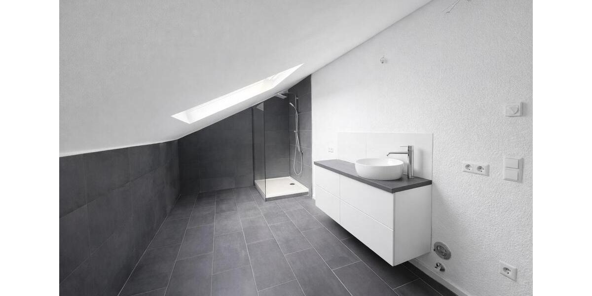 Etagenwohnung Esslingen am Neckar Pliensauvorstadt - 3 Zimmer, 75 m&sup2;, 1.500&euro; | Angebot:25980433