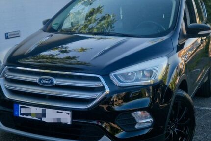 Ford Kuga 130.500 km 8.999 &euro; Esslingen 73734
