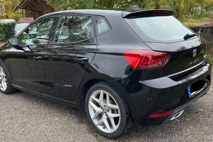 Seat Ibiza 108.000 km 10.900 &euro; Herrenberg 71083