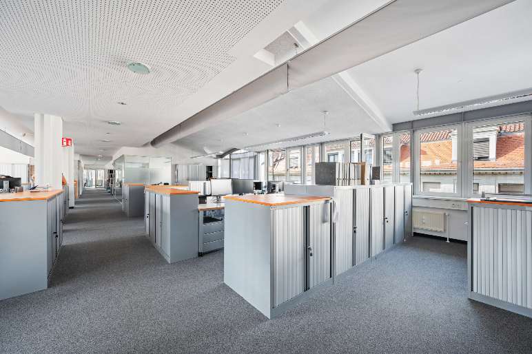 Gewerbeobjekt Stuttgart Stuttgart-Süd - 745&euro; | Angebot:27139675