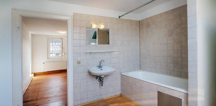 Etagenwohnung Reutlingen Südstadt - 5 Zimmer, 97 m&sup2;, 280.000&euro; | Angebot:26105817