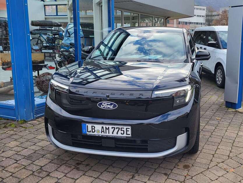Ford Explorer 3.000 km 42.500 € Gerlingen 70839