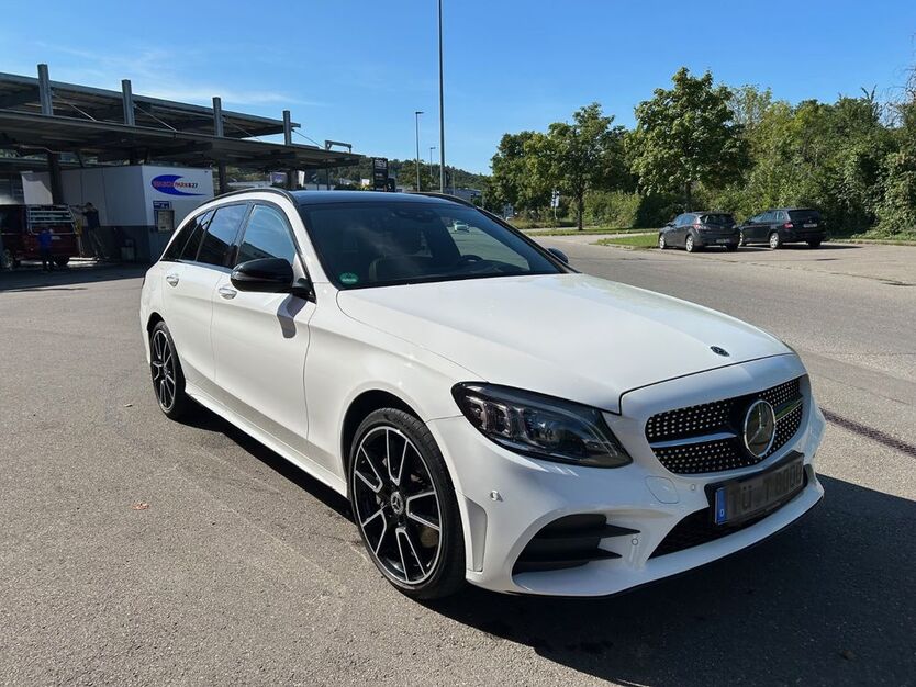 Mercedes-Benz C 400 94.500 km 32.200 € Dußlingen 72144