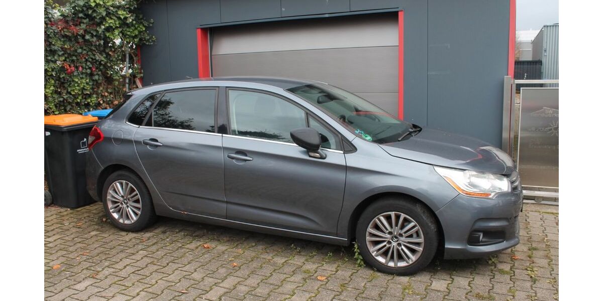 Citroen C4 244.620 km 2.911 € Nufringen 71154